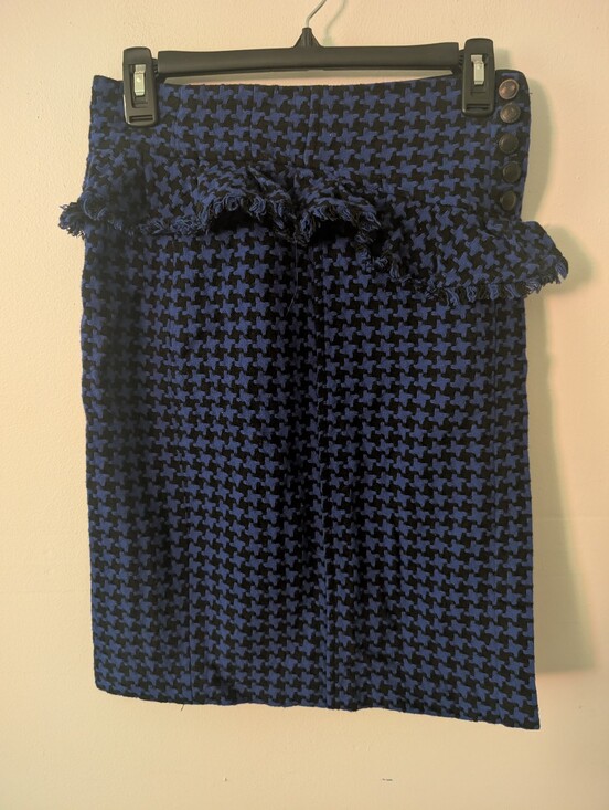 Nanette Lepore Dresses & Skirts - Nanette‎ Lepore Black And Blue Houndstooth Peplum Wool Skirt With Fringe Size 4